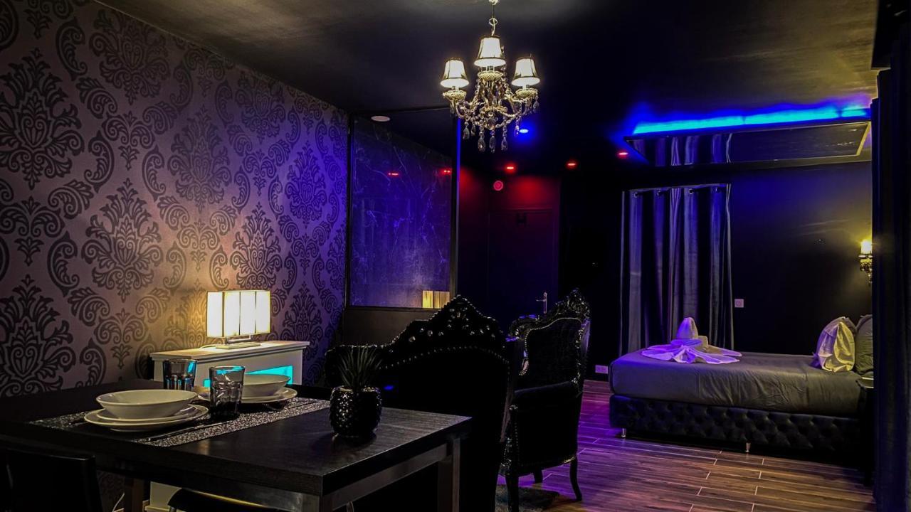 מלון Nouveau - Luxure - Secret Suite - Jacuzzi מראה חיצוני תמונה