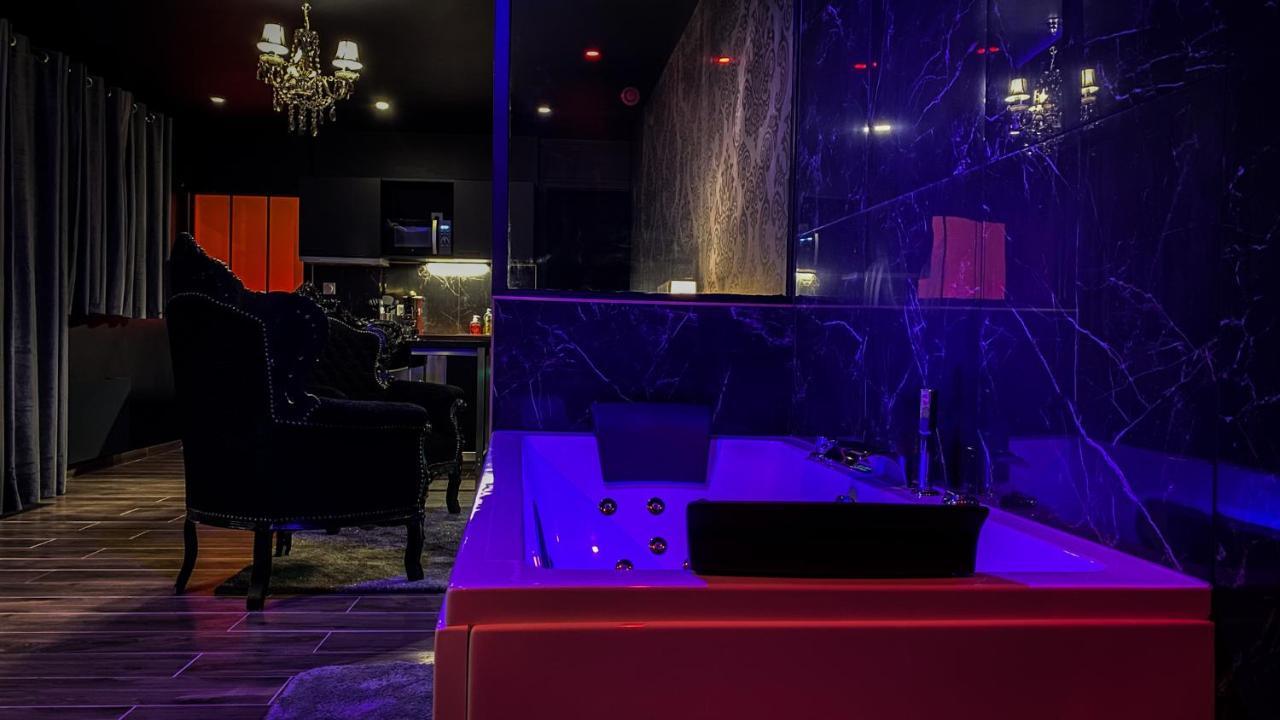 מלון Nouveau - Luxure - Secret Suite - Jacuzzi מראה חיצוני תמונה